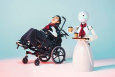 Quán cà phê robot điều hành bởi người khuyết tật