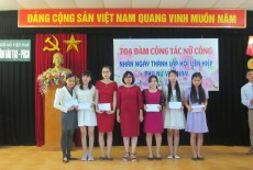 Giao lưu văn hóa văn nghệ nhân ngày Phụ nữ Việt Nam 20-10
