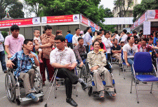 Chính sách, pháp luật về lao động, việc làm đối với người khuyết tật  