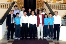 Thủ tướng chúc mừng đội tuyển bóng đá nữ Việt Nam vô địch Đông Nam Á