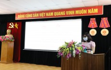 Bộ Kế hoạch Đầu tư tặng gậy cho Hội Người mù Việt Nam